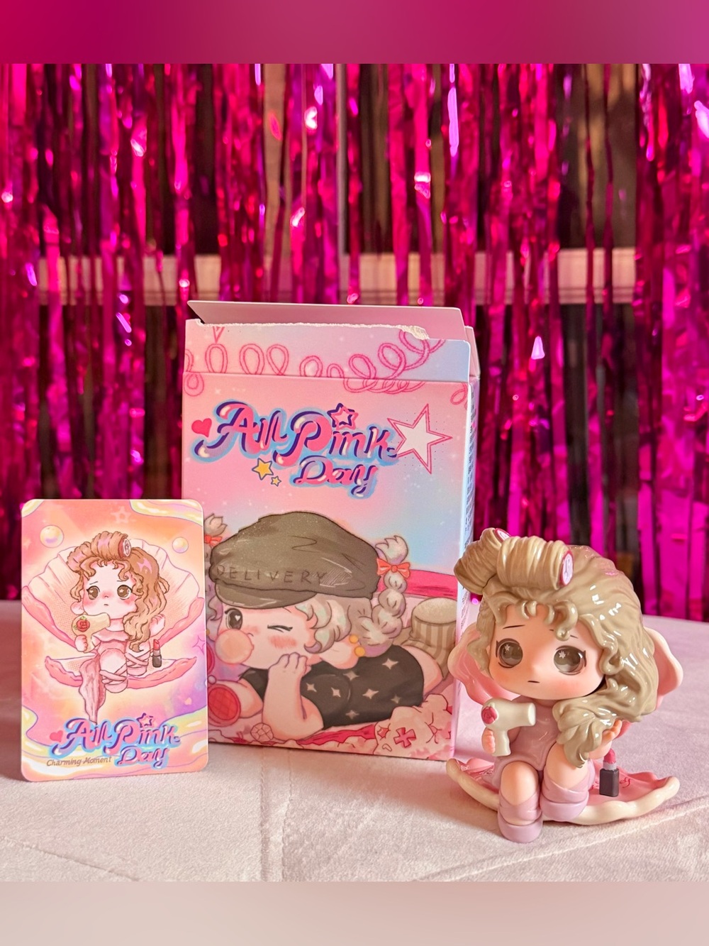 OONA All Pink Day Series Blind Box-Charming Moment